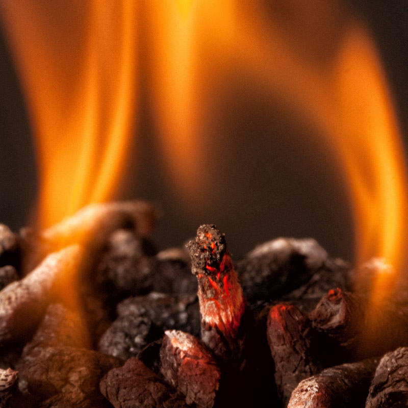 Advantages of burning wood briquettes - CO.MA.FER. Macchine srl